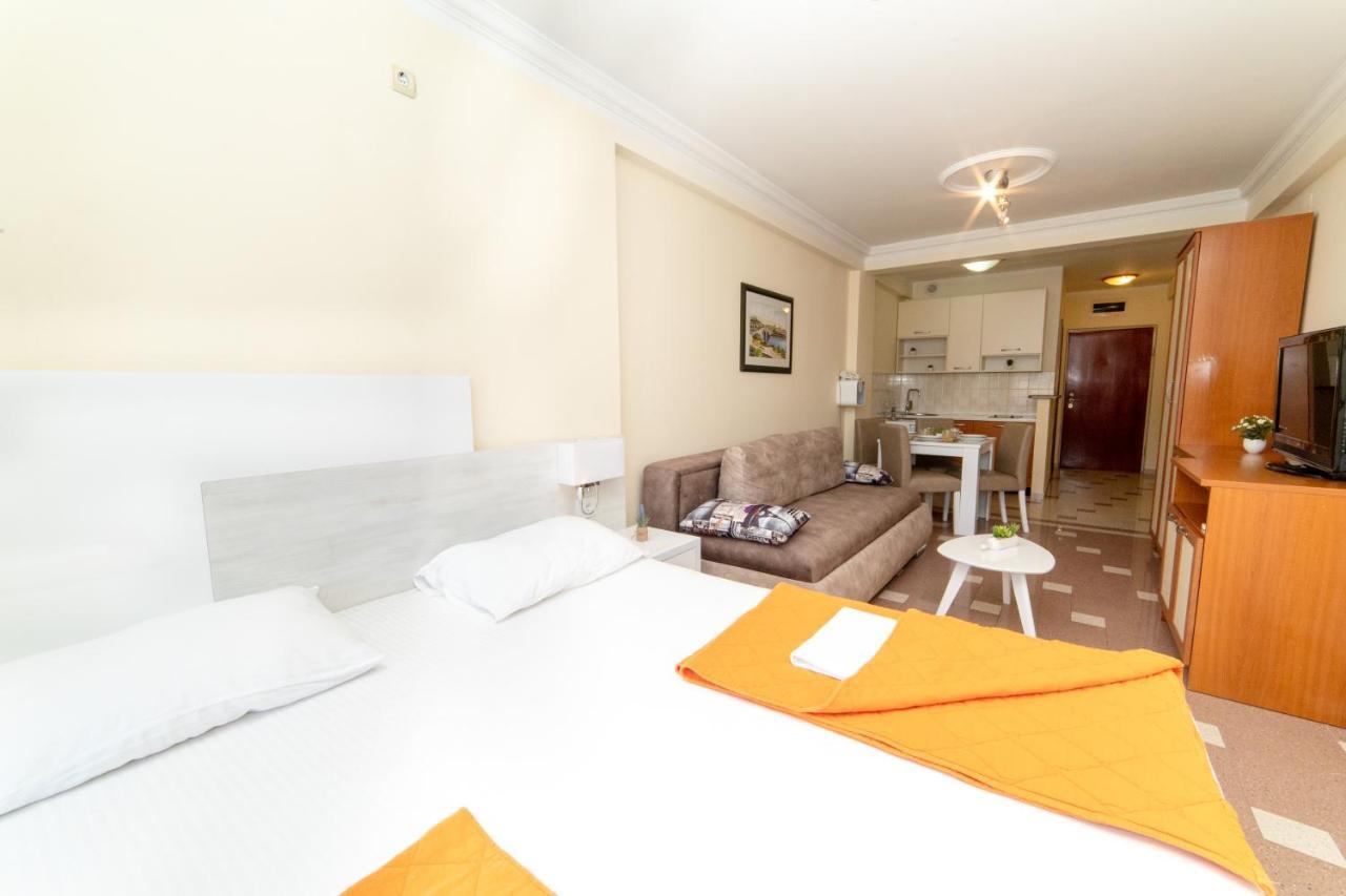Ponta Apartment Rafailovici Luaran gambar