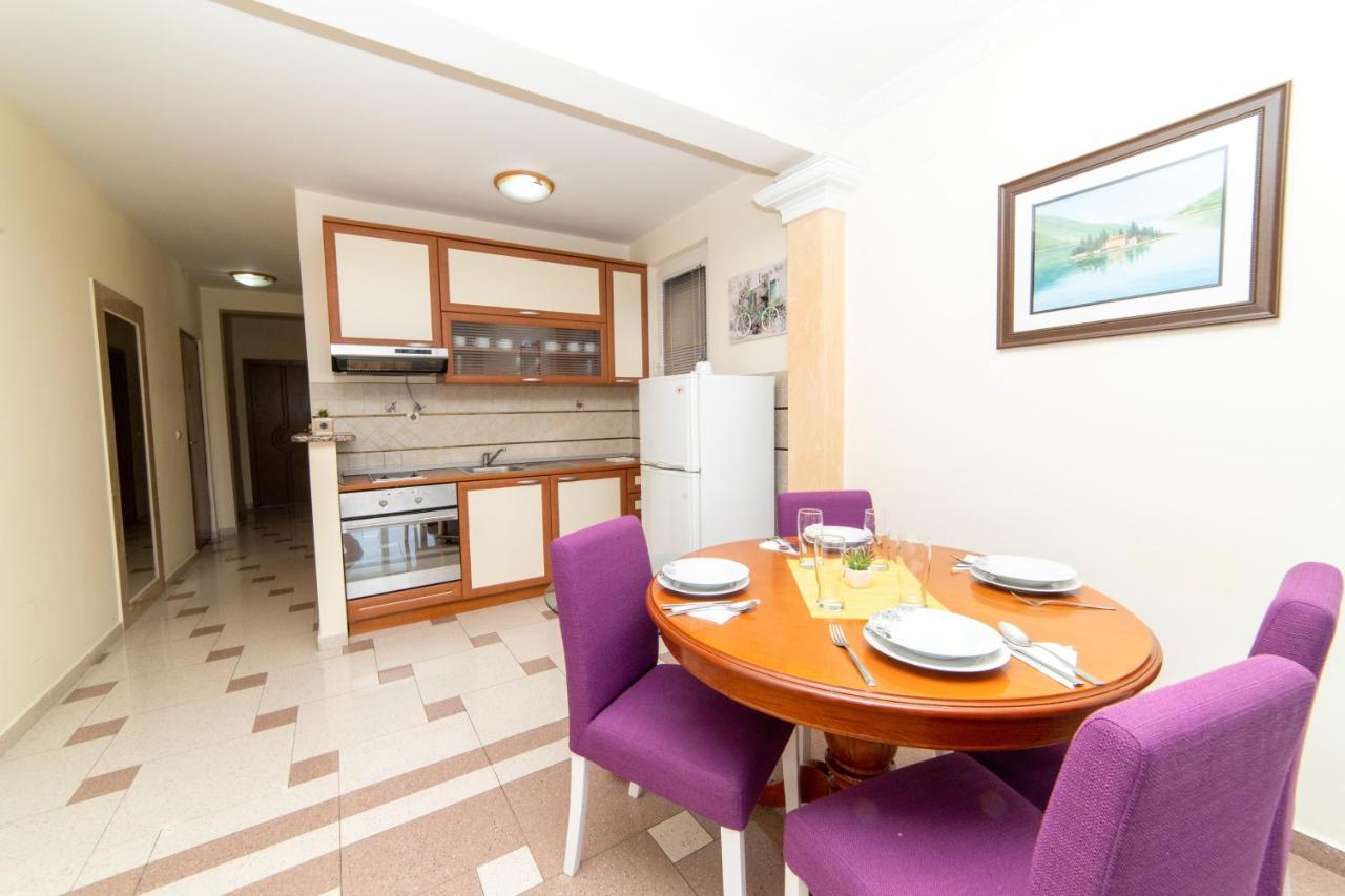 Ponta Apartment Rafailovici Luaran gambar